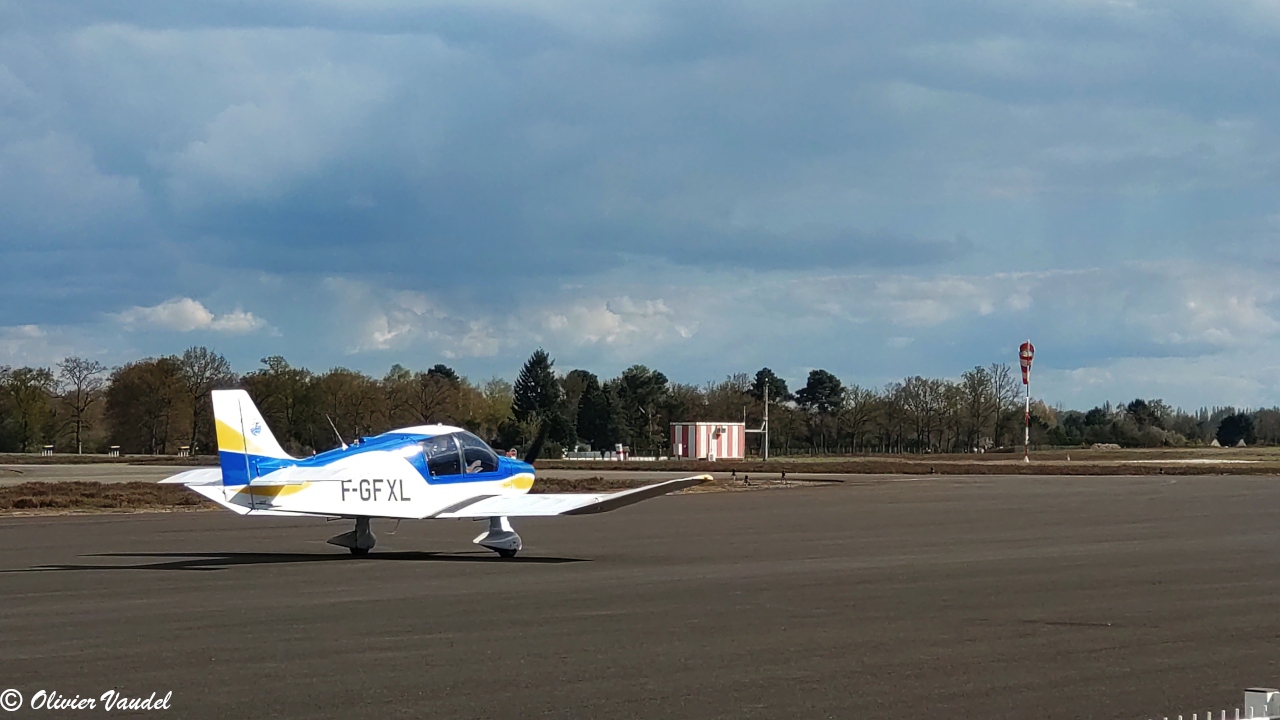 Robin DR 400-160 - F-GFXL