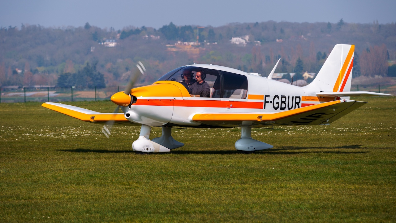 Robin DR 400-120 - F-GBUR