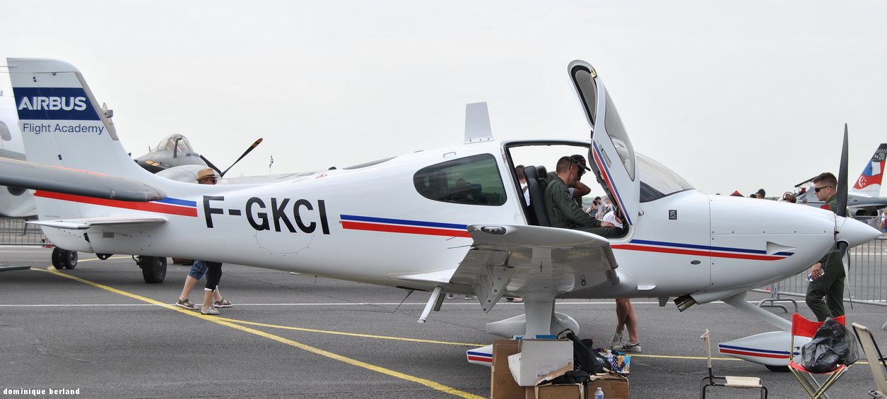 Cirrus SR22 - F-GKCI