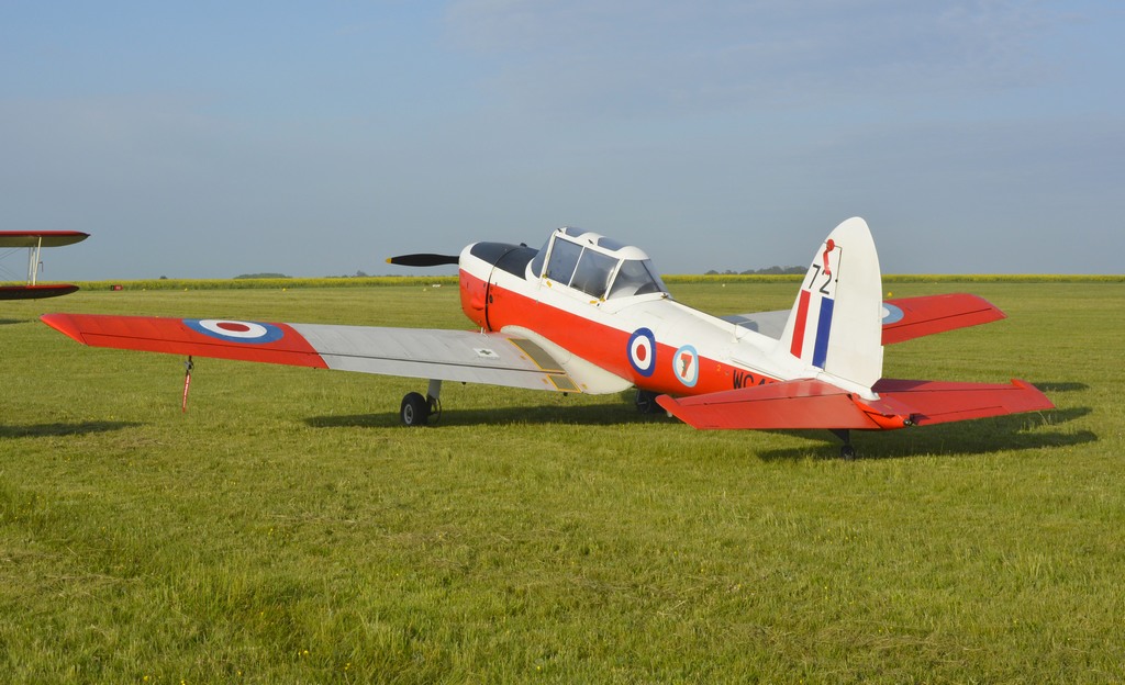 De Havilland Canada DHC-1 Chipmunk - F-AZKE