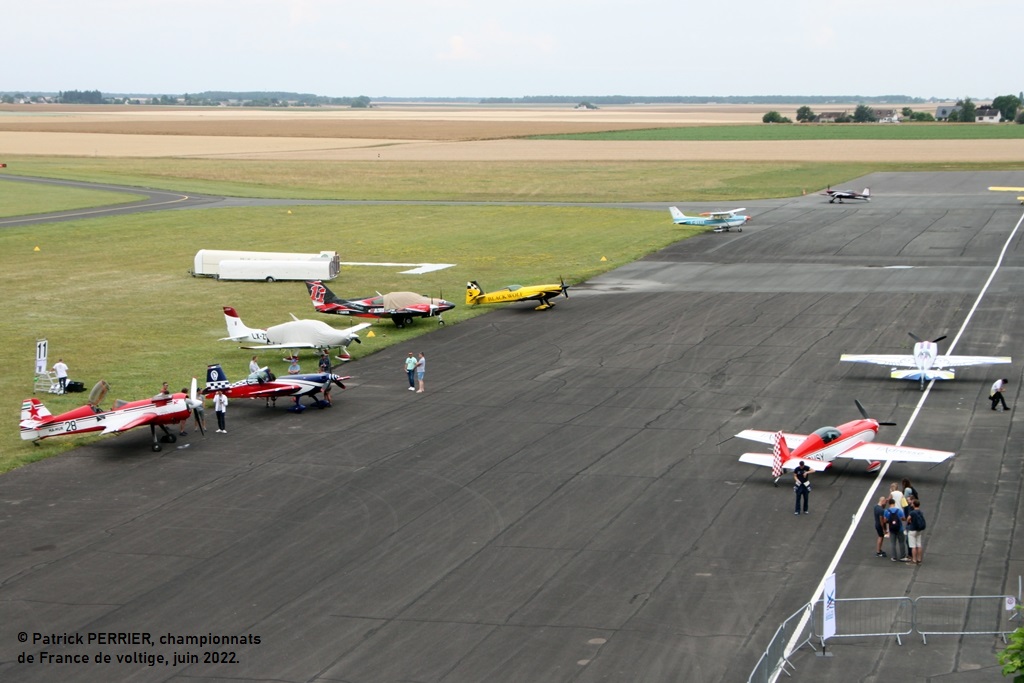 Extra 300 - F-GVSY