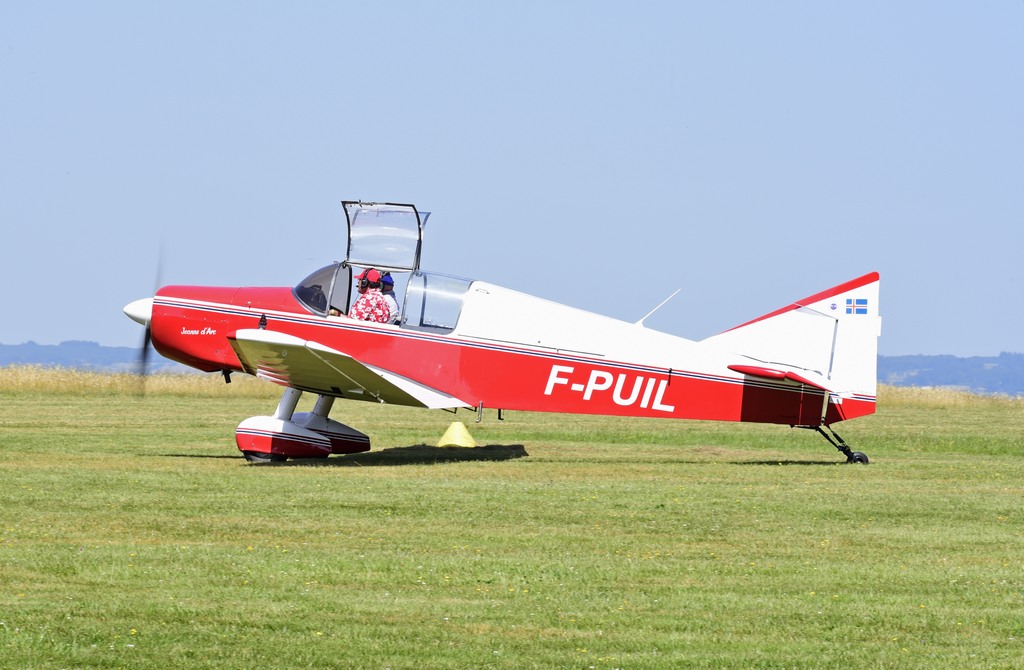 Jodel D 140 Mousquetaire - F-PUIL