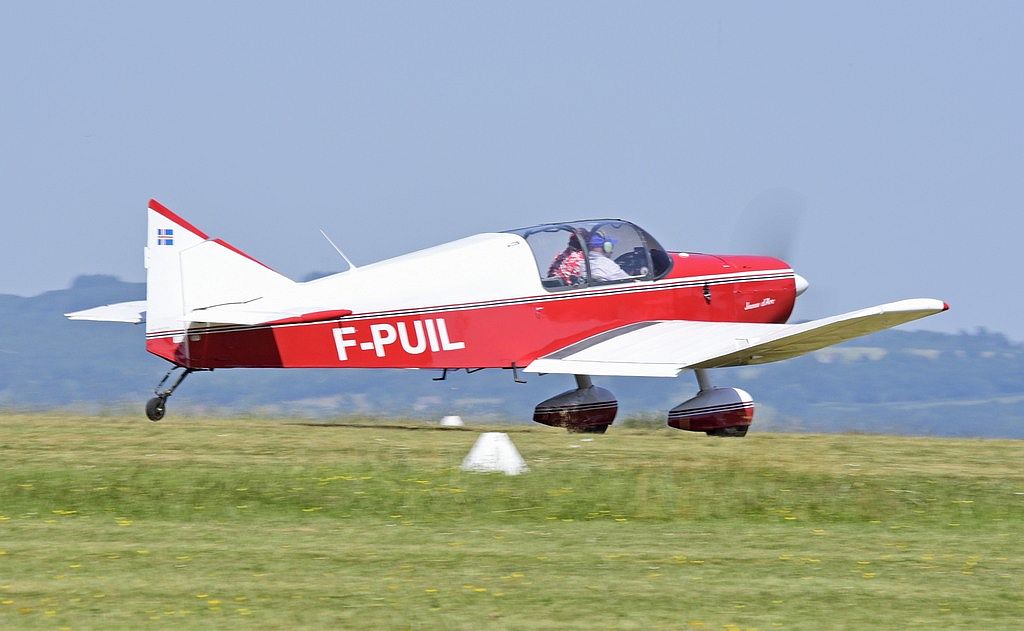 Jodel D 140 Mousquetaire - F-PUIL
