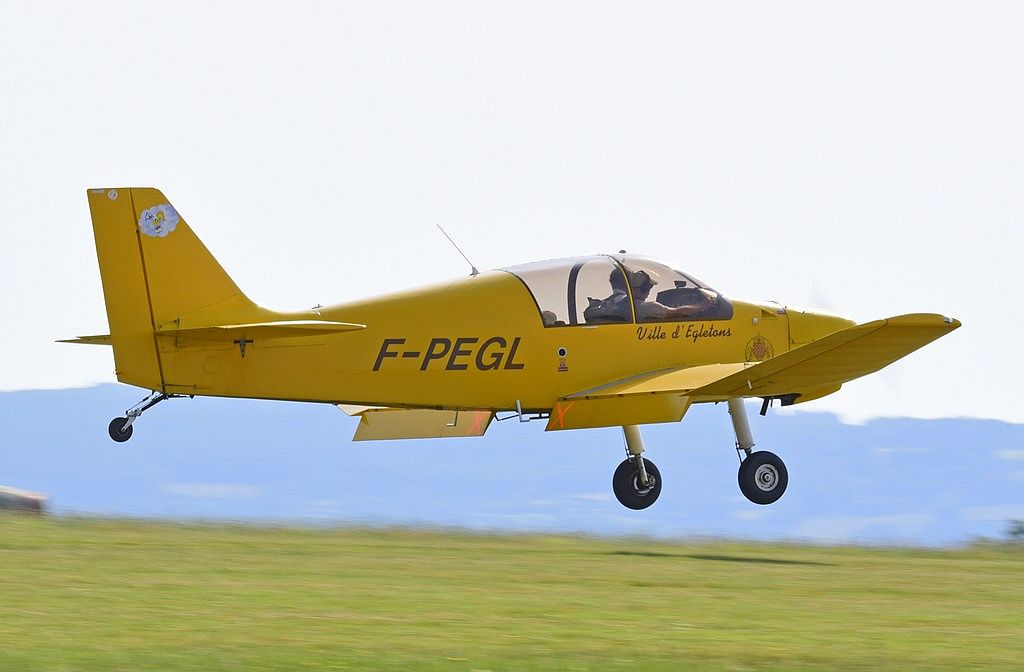 Jodel D 140 Mousquetaire - F-PEGL