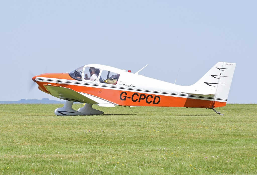 Robin DR 221 - G-CPCD