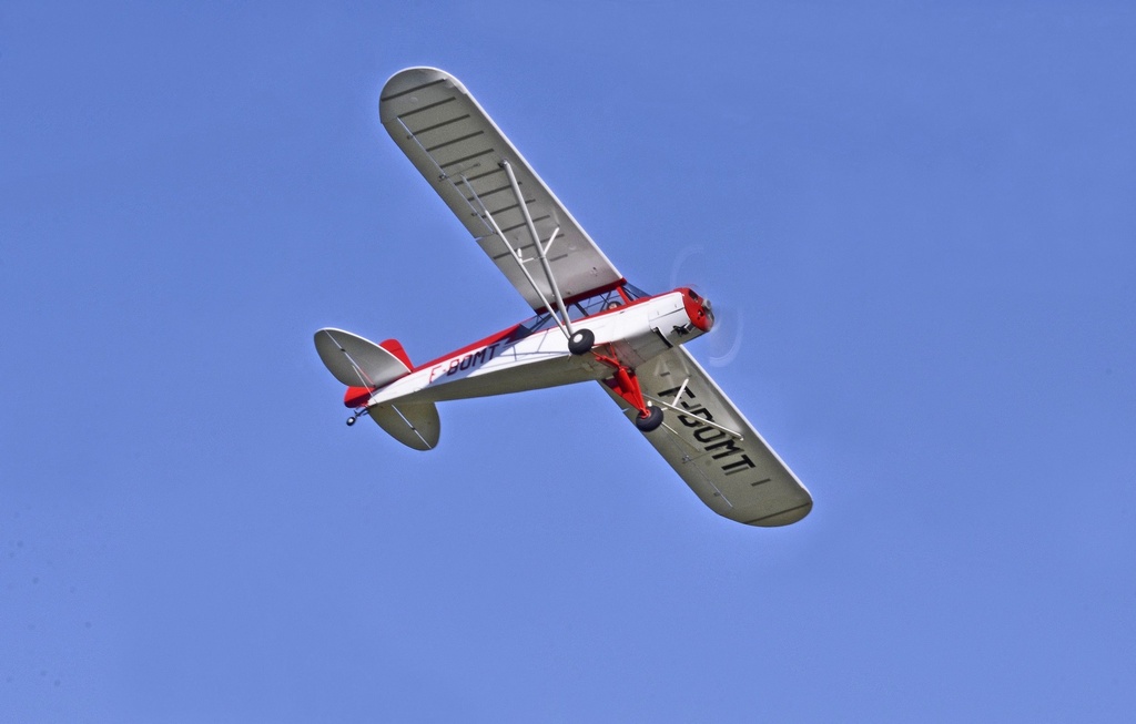 Piper PA-18 Super Cub - F-BOMT