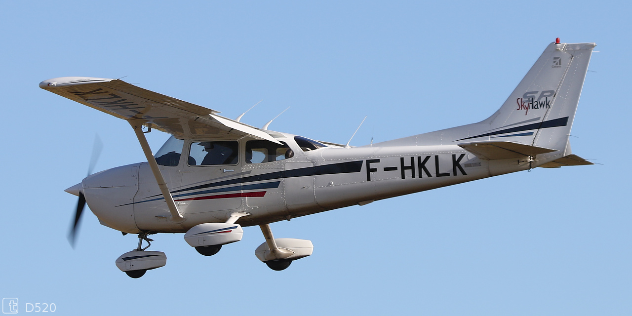 Cessna 172 - F-HKLK