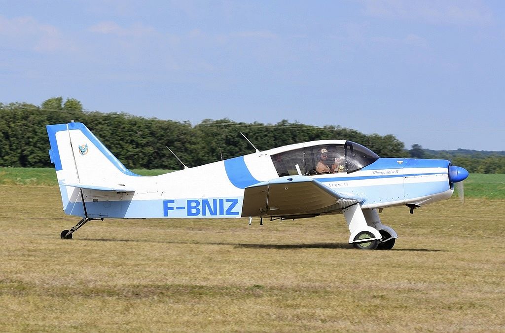 Jodel D 140 Mousquetaire - F-BNIZ