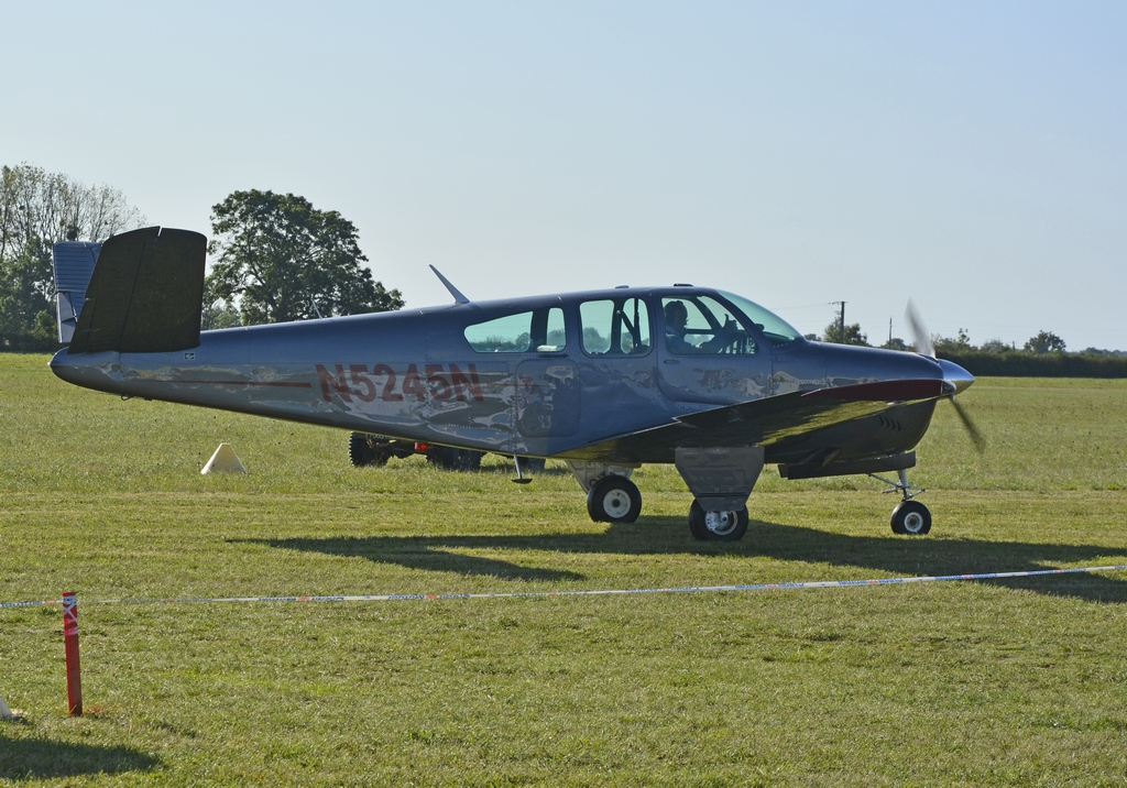 Beech 35 Bonanza - N5245N