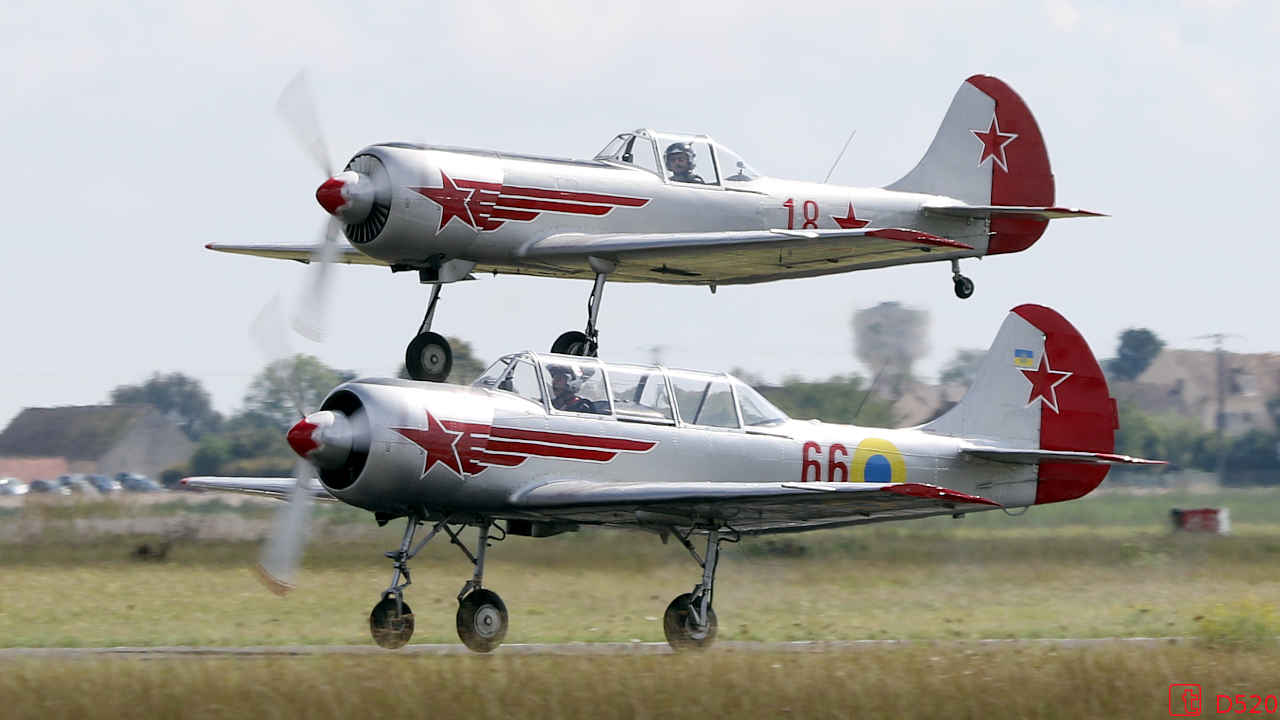 Yakovlev Yak-52 - G-YAKN