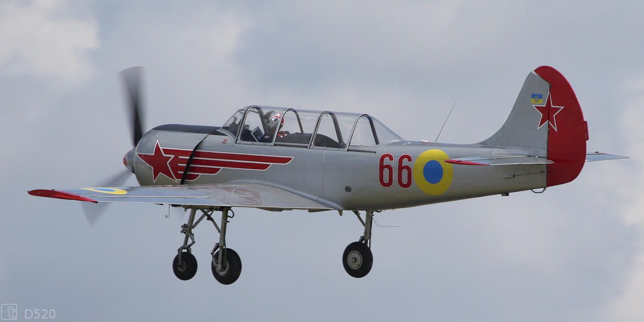 Yakovlev Yak-52 - G-YAKN