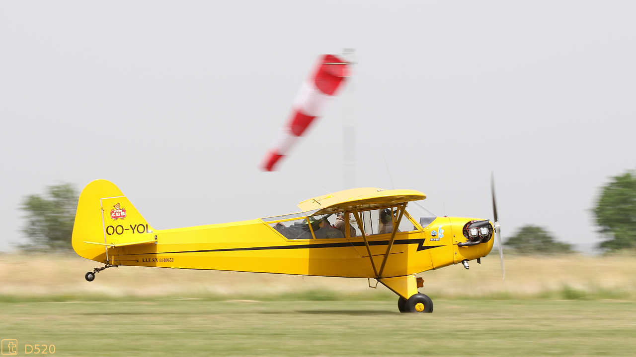 Piper J3 Cub - OO-YOL