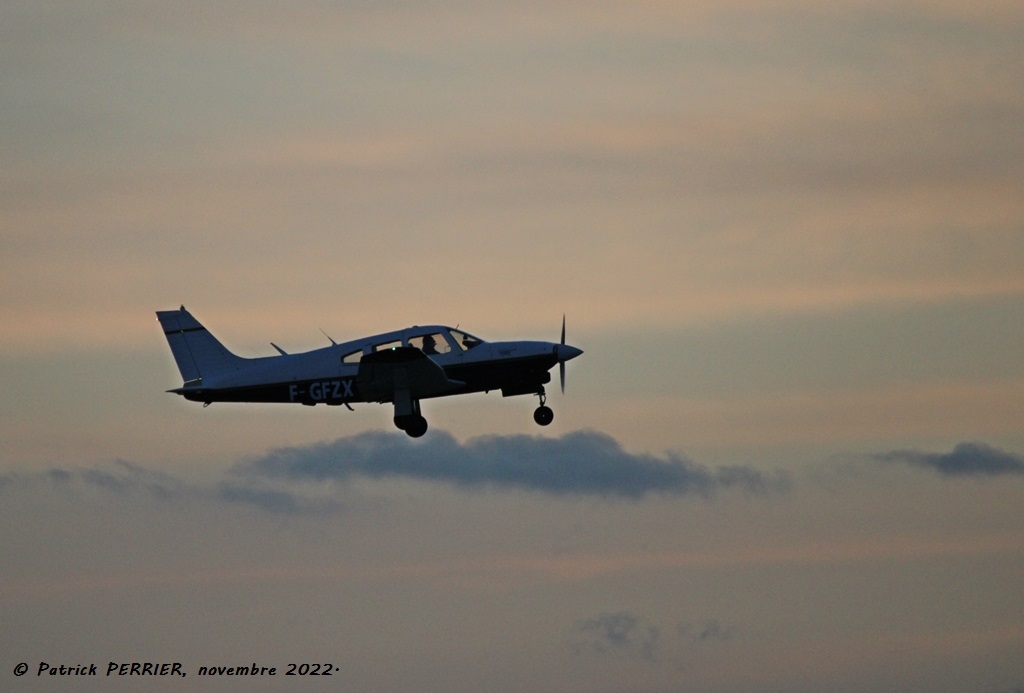 Piper PA-28 RT-201 T Arrow - F-GFZX