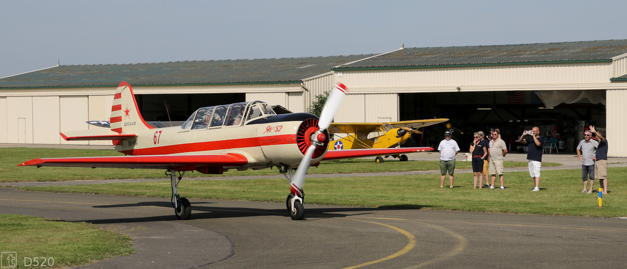 Yakovlev Yak-52 - OO-YKV