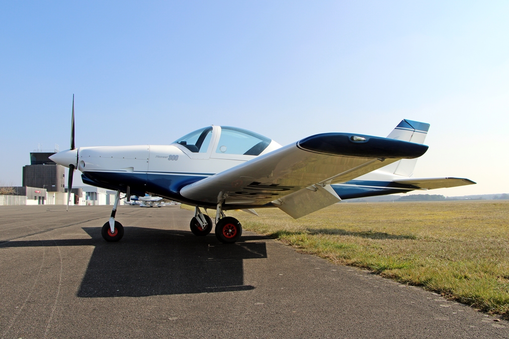Alpi Pioneer 300 - F-JGBU/36 UF