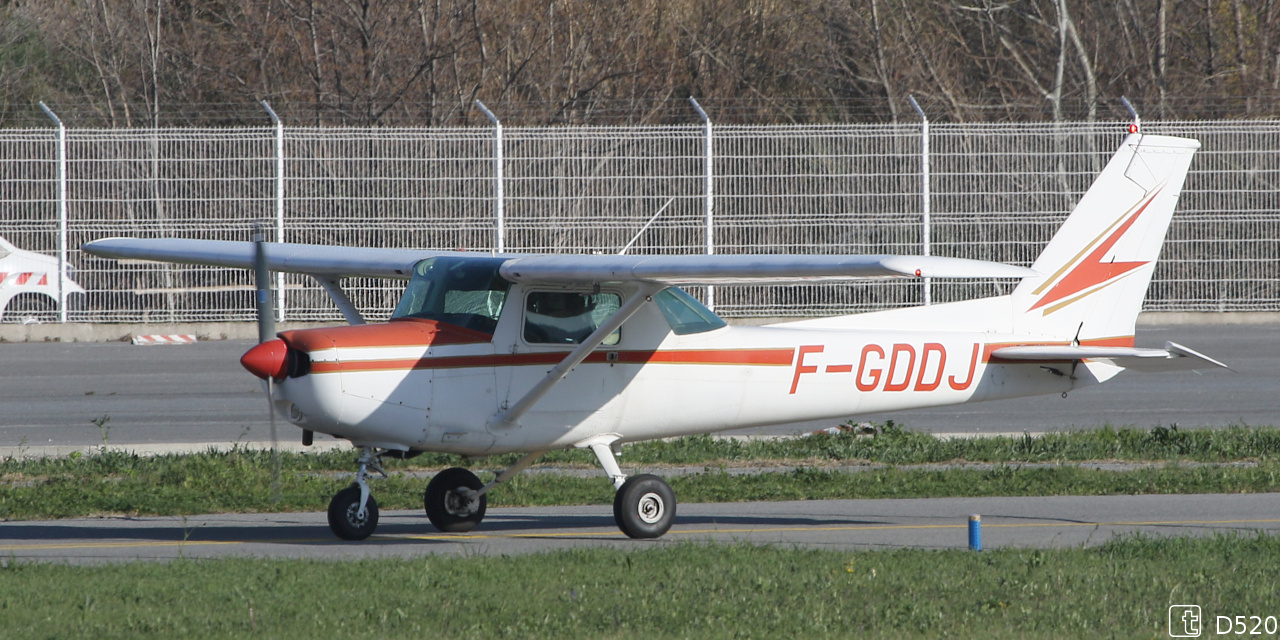 Cessna 152 - F-GDDJ