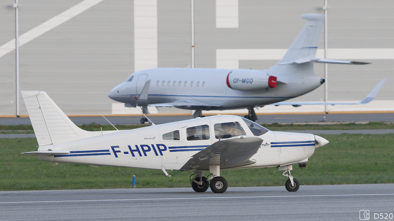 Piper PA-28-161 Warrior - F-HPIP