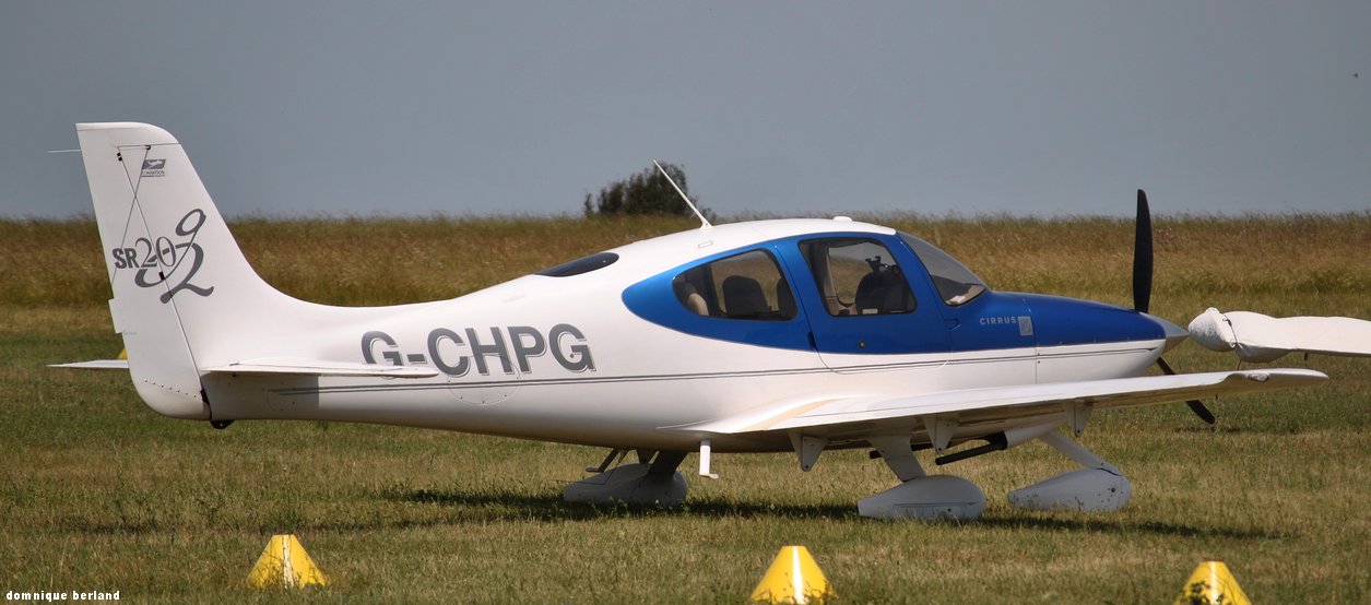 Cirrus SR20 - G-CHPG