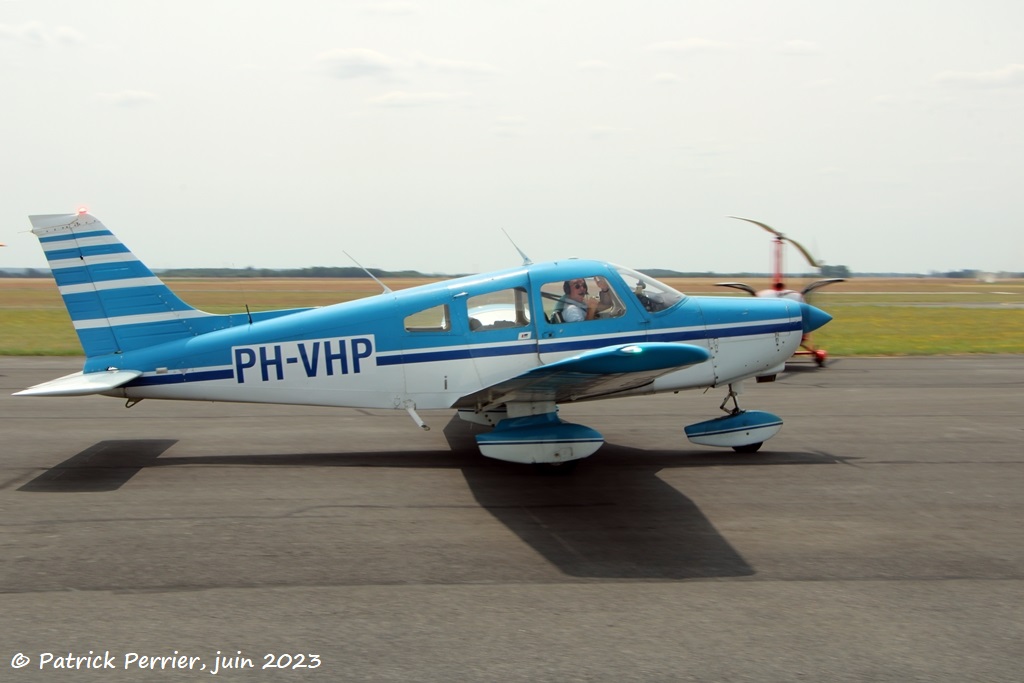 Piper PA-28-161 Warrior - PH-VHP