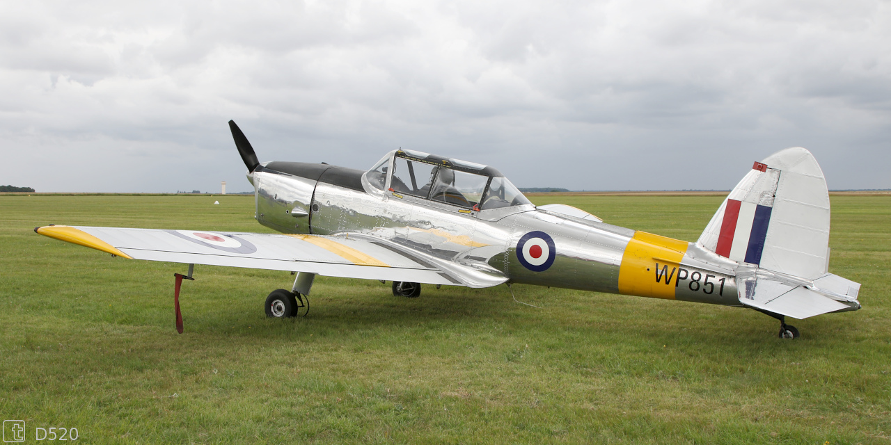 De Havilland Canada DHC-1 Chipmunk - F-AZUU