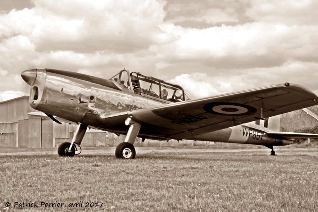 De Havilland Canada DHC-1 Chipmunk - F-AZUU