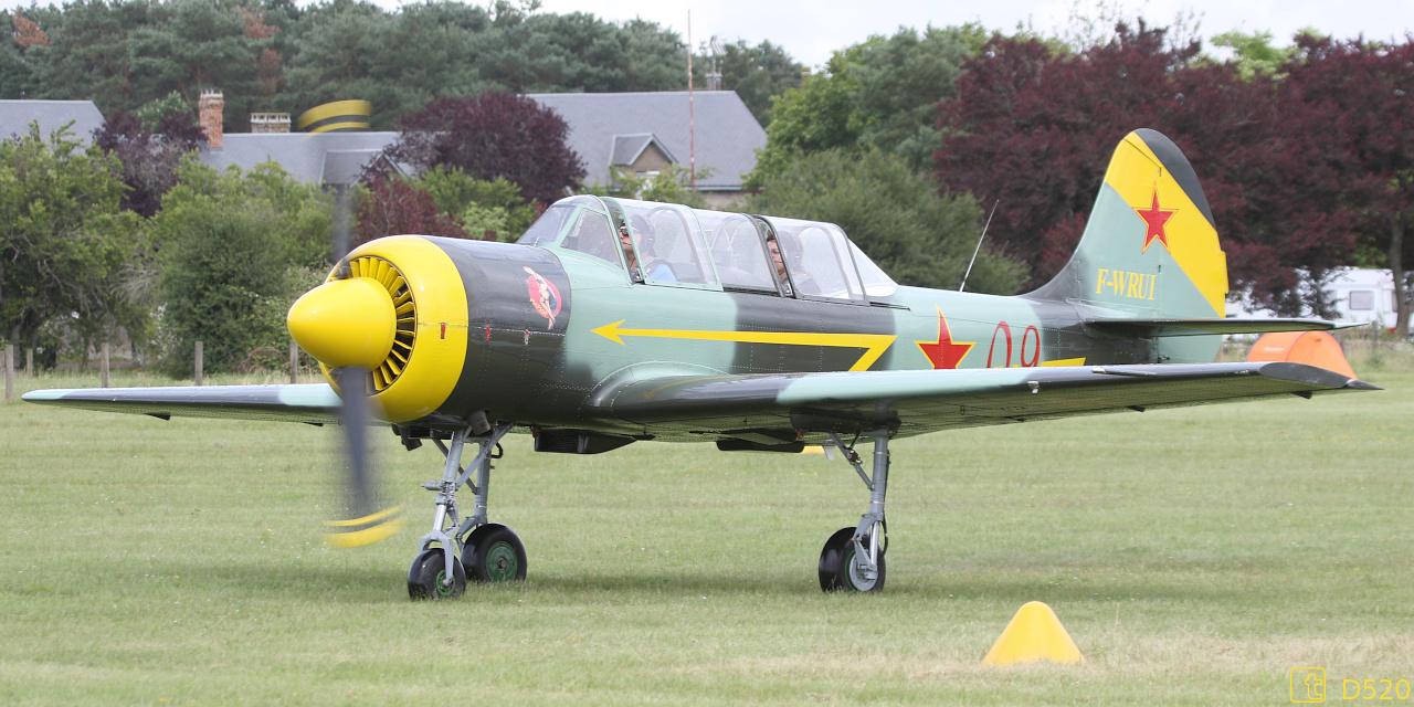 Yakovlev Yak-52 - F-WRUI