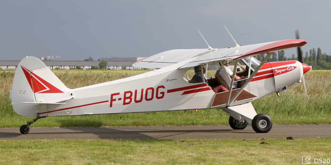 Piper PA-18 Super Cub - F-BUOG