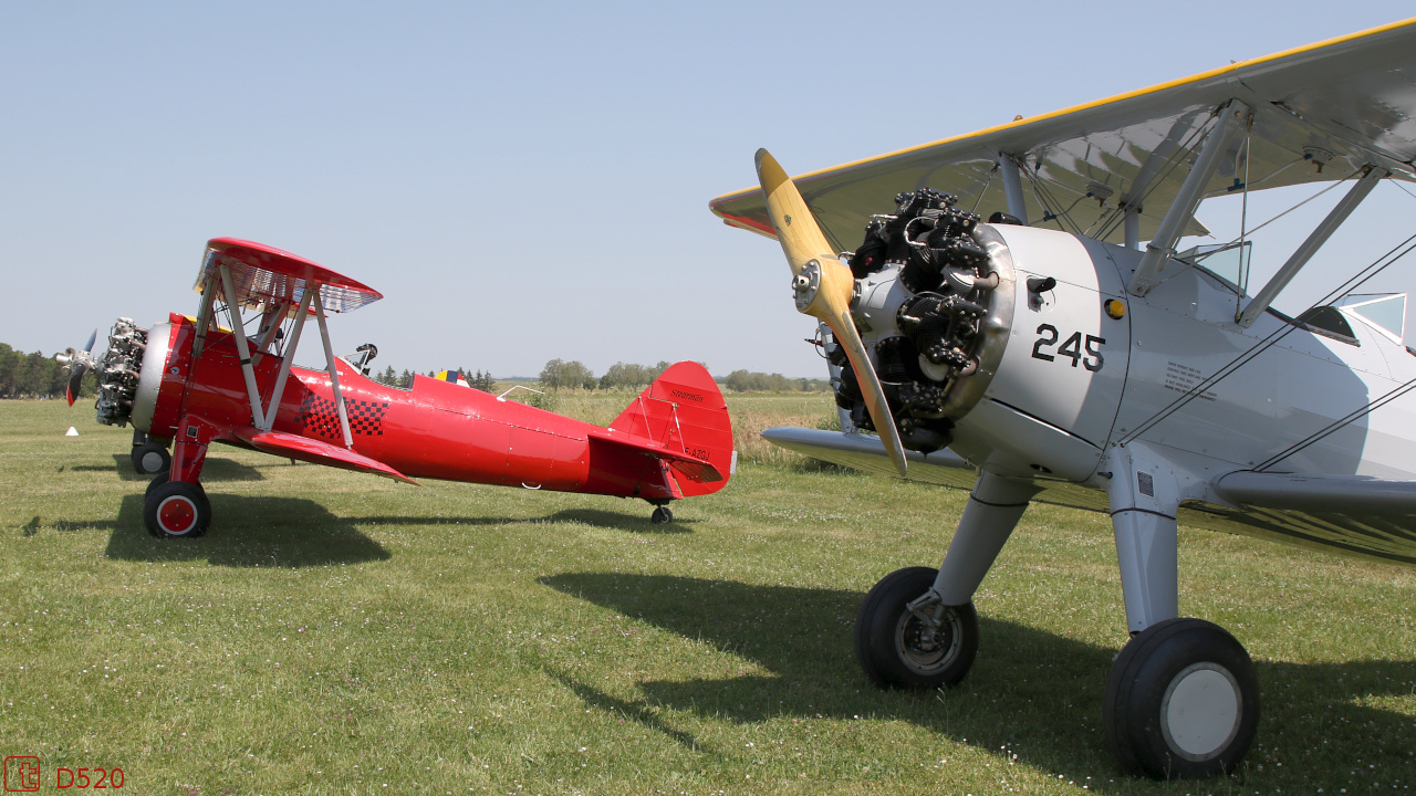 Boeing Stearman - F-AZGJ