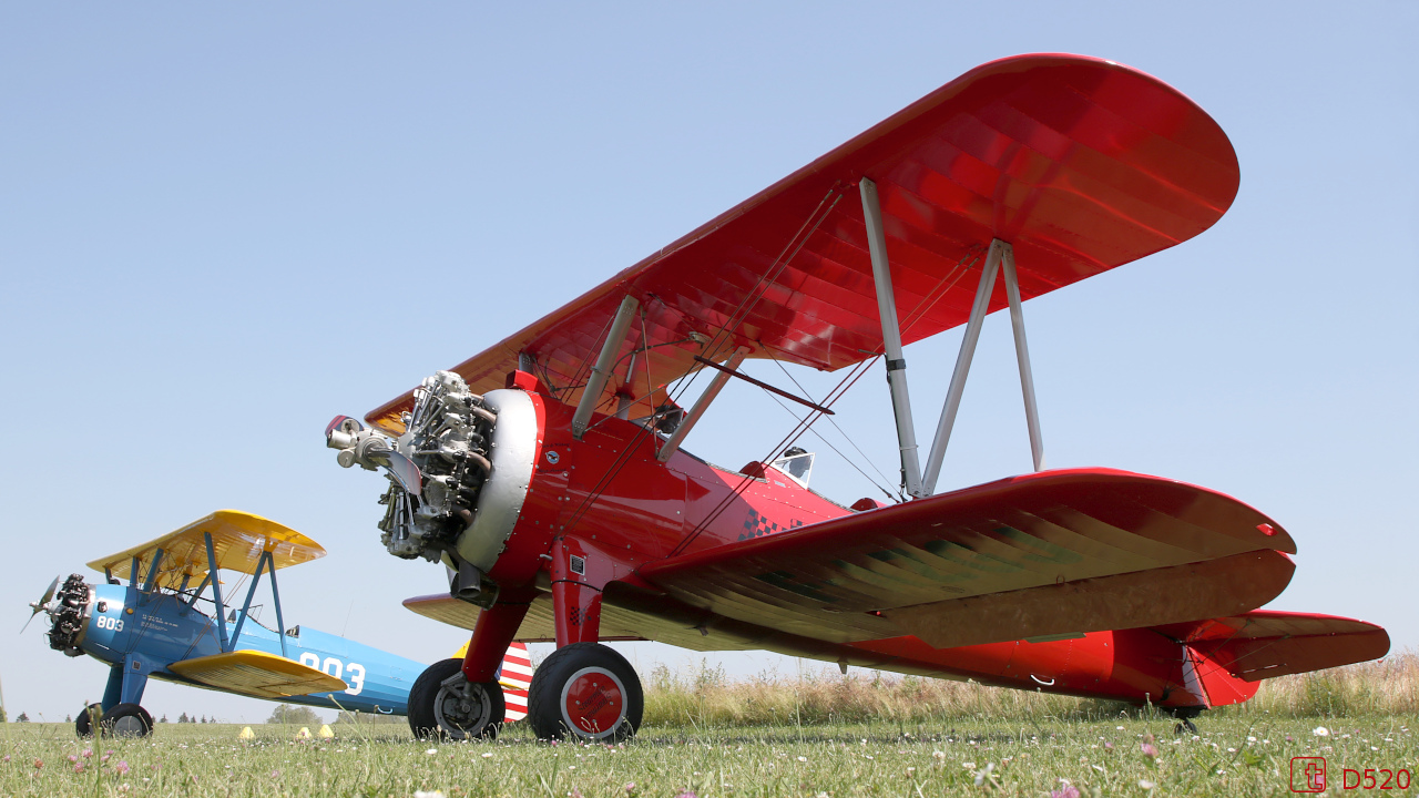 Boeing Stearman - F-AZGJ