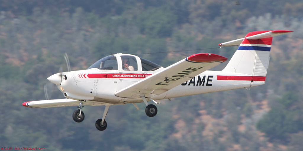 Piper PA-38-112 Tomahawk - F-GAME