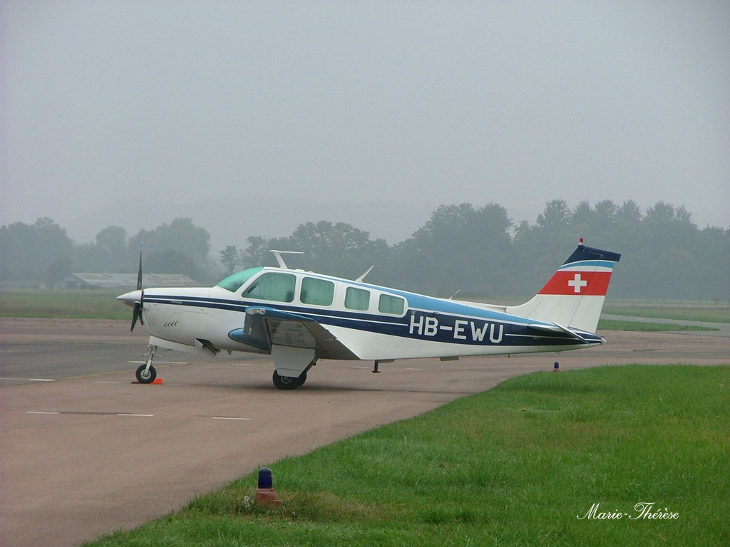 Beech 36 Bonanza - HB-EWU