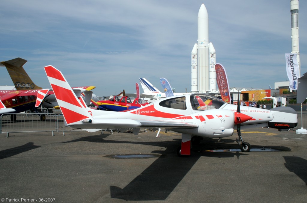 Diamond DA42 Twin Star - OE-VGG