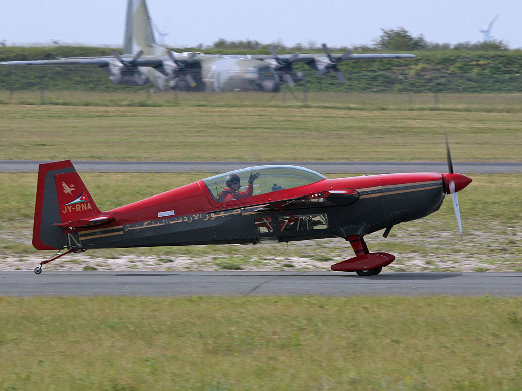 Extra 300 - JY-RNA