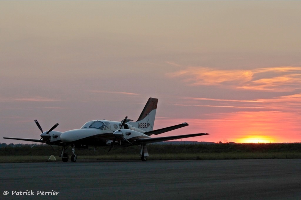 Cessna 425 - N239JP