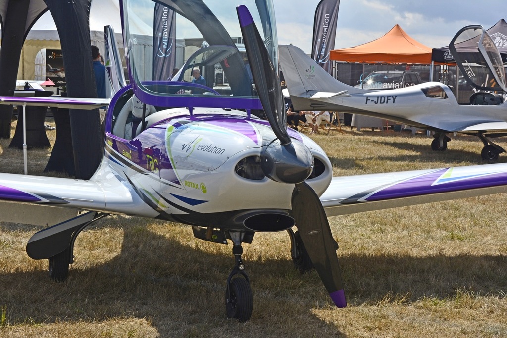Aveko Aircraft VL-3 Evolution - F-JIXV