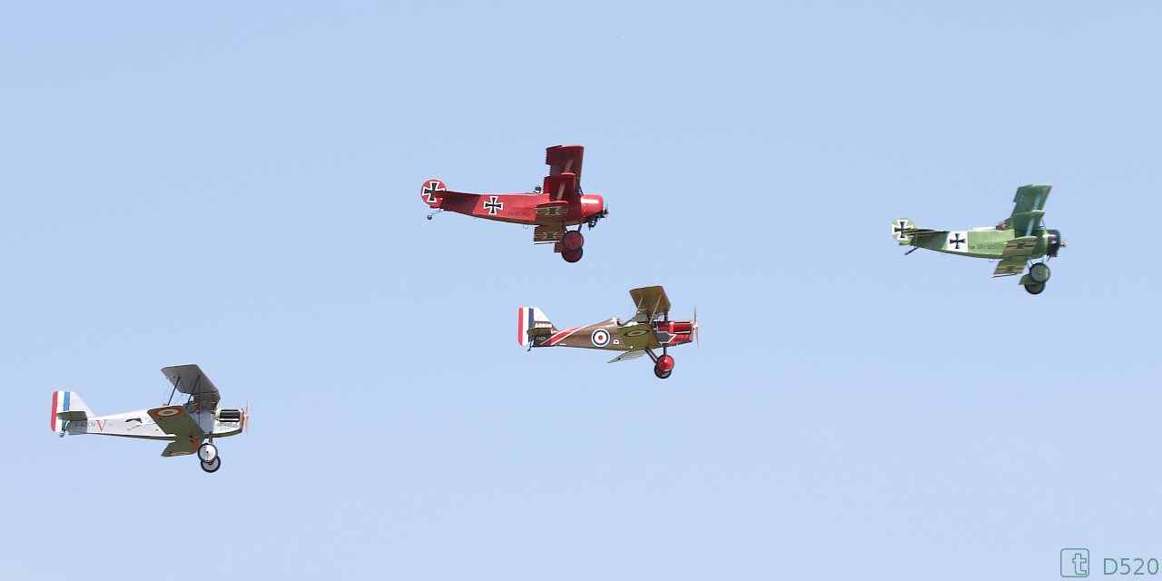 Fokker Dr.I Dreidecker - F-AZVD