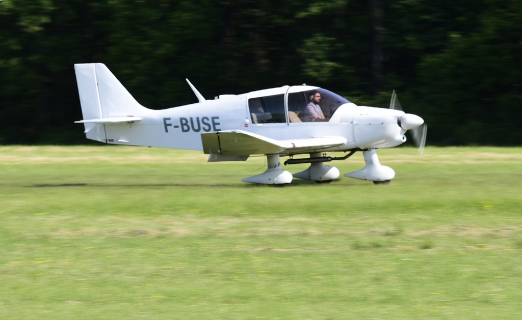 Robin DR 400-160 - F-BUSE