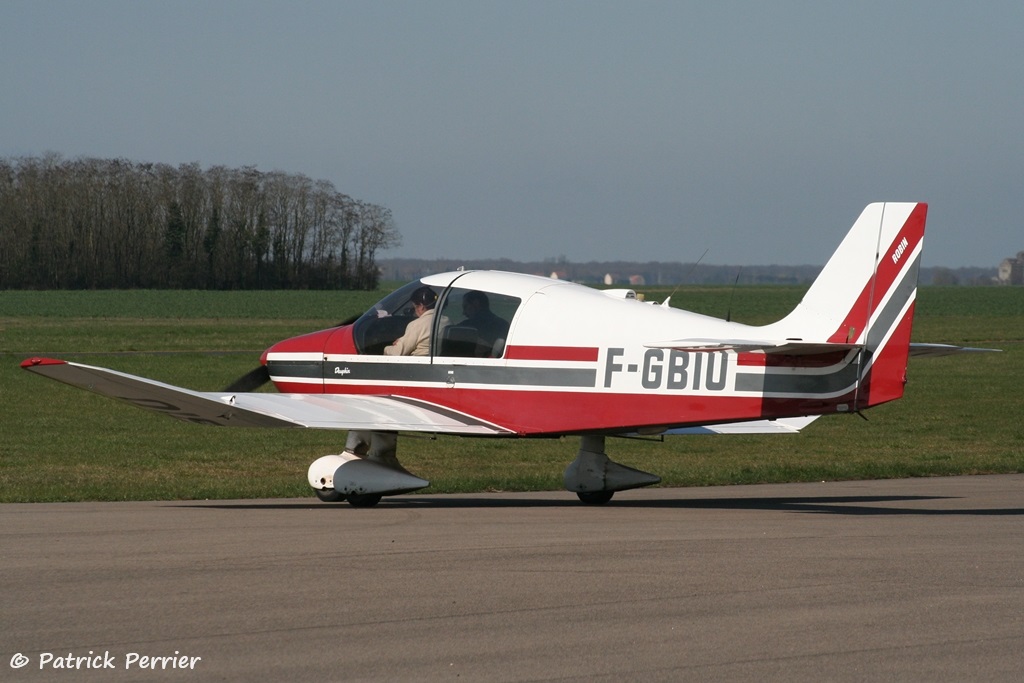 Robin DR 400-140 B - F-GBIU