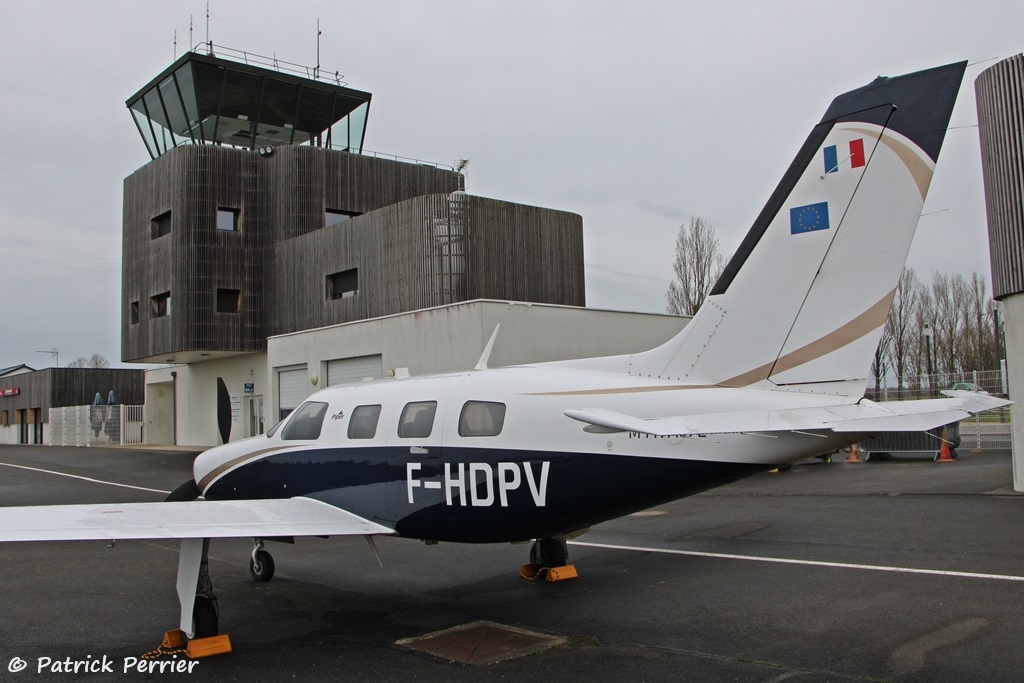Piper PA-46-350P Malibu Mirage - F-HDPV