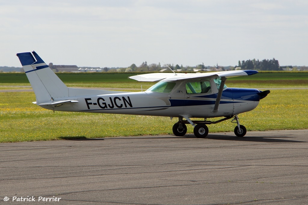 Cessna 152 - F-GJCN