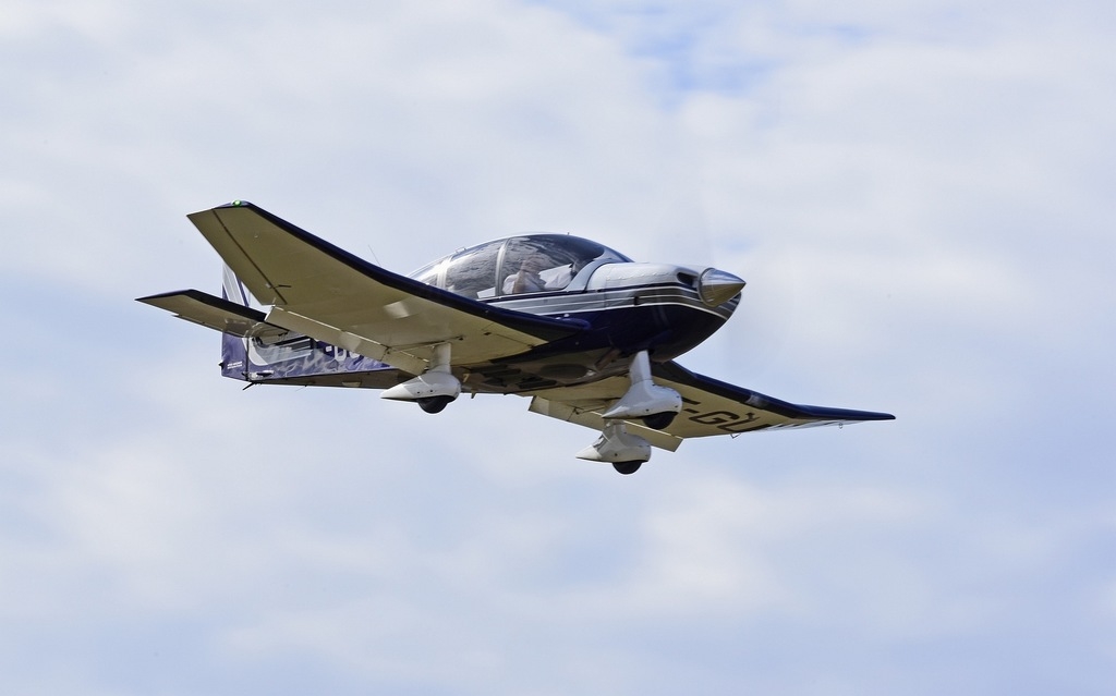 Robin DR 400/500 - F-GUXZ