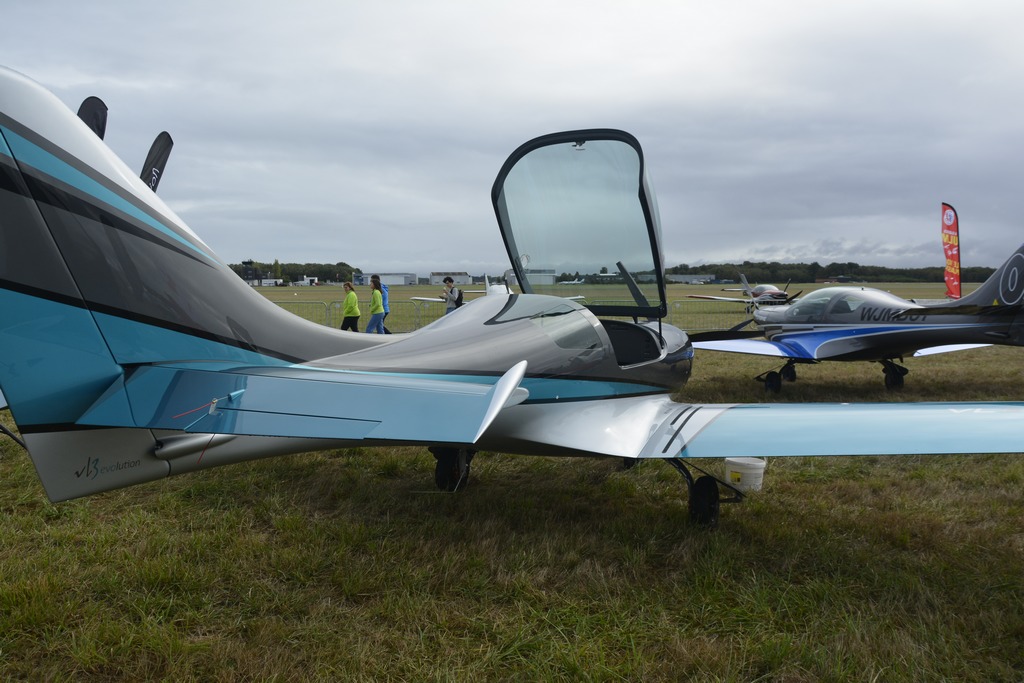 Aveko Aircraft VL-3 Evolution - OK-ZUG 04