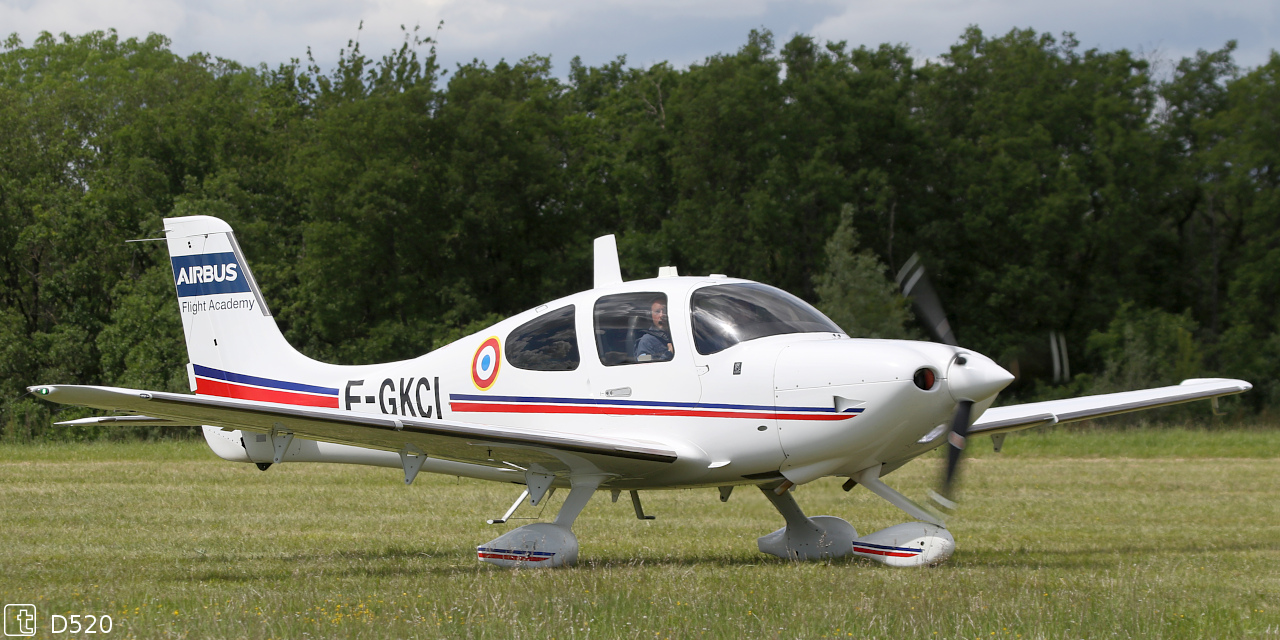 Cirrus SR22 - F-GKCI