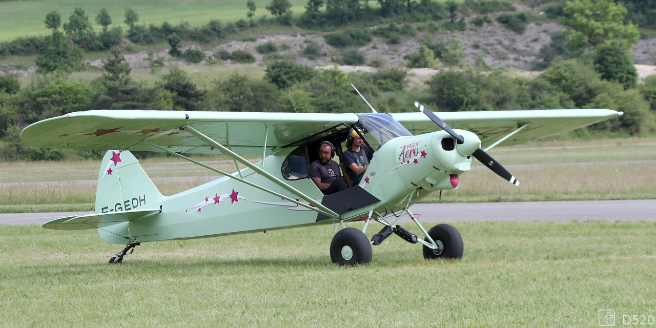 Piper PA-18 Super Cub - F-GEDH