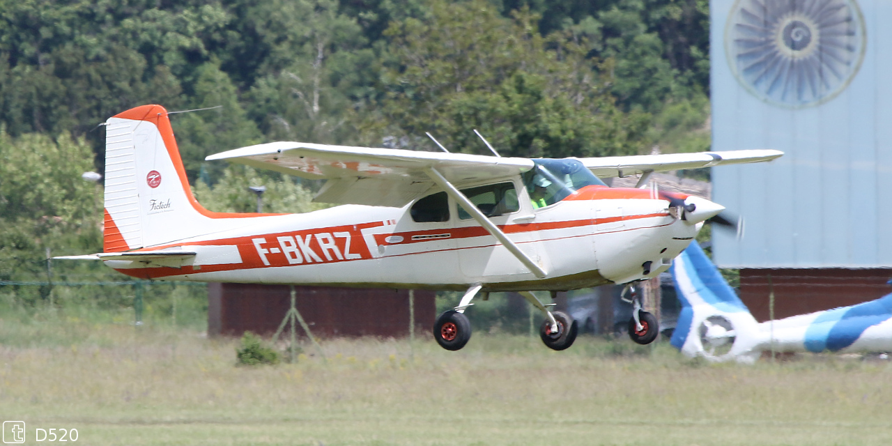 Cessna 182 - F-BKRZ