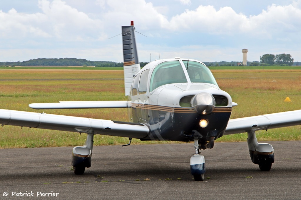 Piper PA-28-161 Warrior - F-GHKJ