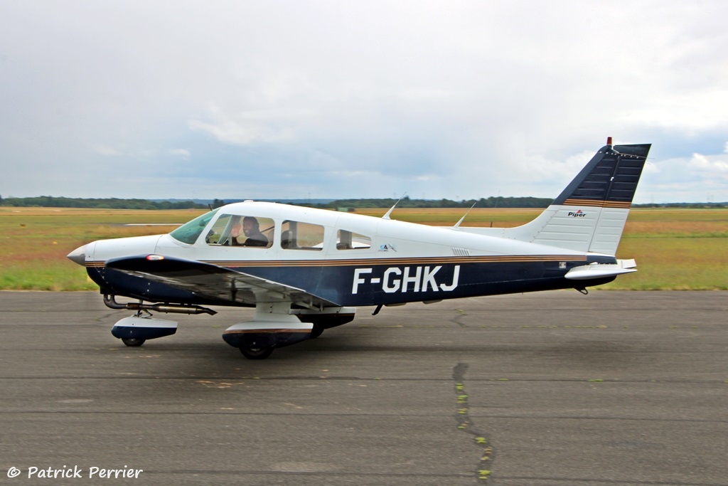 Piper PA-28-161 Warrior - F-GHKJ