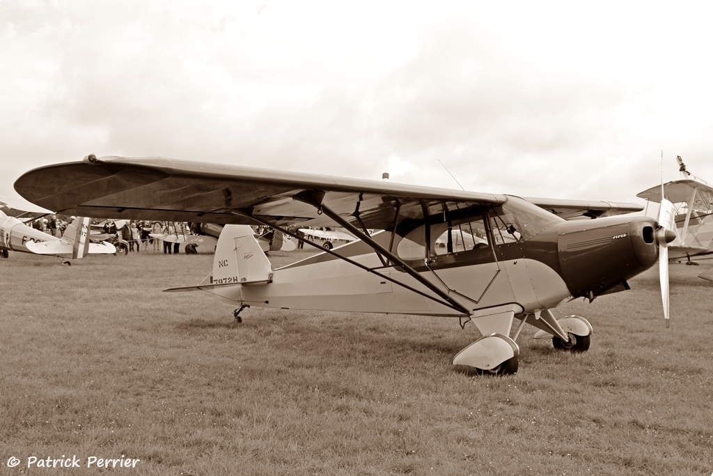 Piper PA-12 Super Cruiser - NC7972H