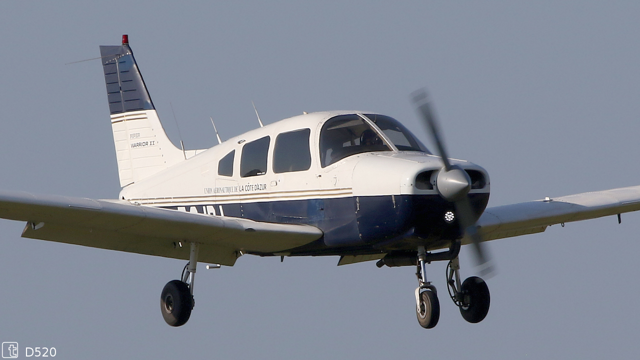 Piper PA-28-161 Warrior - F-GJPJ