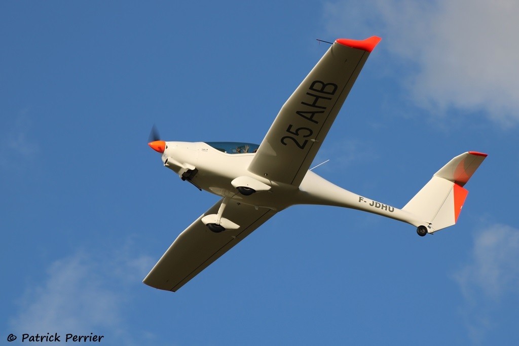 Phoenix Air U-15 Phoenix - F-JDHU/25 AHB